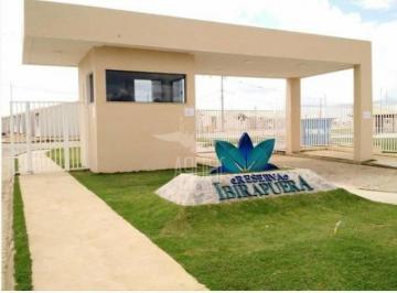 Casa · 80m² · 2 Quartos · 2 Vagas · Casa de 2/4 no Reserva Ibirapuera 2/4 com suíte reformada.