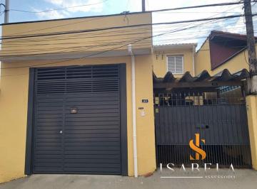 Casa · 227m² · 2 Quartos · 1 Vaga · Terreno com 2 casas independentes - Ideal para morar em uma e alugar a outra ou para investidores!