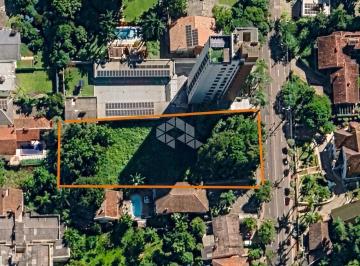 Terreno · 1782m² · Terreno amplo, com 1.782m², no bairro Centro