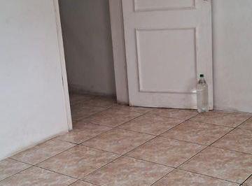 img0 · Casa com 1 Quarto(s) e 1 banheiro(s) para Alugar, 60 m² por R$ 1080 / Mês