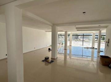 img0 · Casa com 1 Quarto(s) e 2 banheiro(s) para Alugar, 200 m² por R$ 13200 / Mês