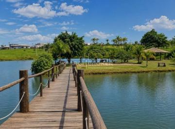 Foto 01 · Terreno à venda em condomínio exclusivo em Mendonça-SP, bairro Terras da Barra - 913m² de área!