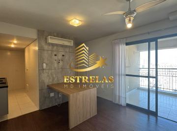Apartamento · 50m² · 2 Quartos · Apartamento à Venda no Centro de Curitiba com 2 quartos e suíte