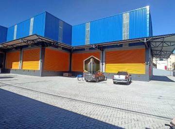57c942797a70e4515d668cfcf88c9778928f5532 · Galpão Logístico Novo em Guarulhos | 1.527 m² | Pé-direito 9,5 m | Pátio, Docas e Escritórios