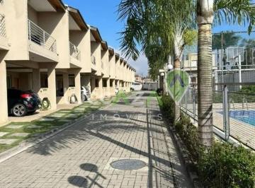 Foto 01 · Casa em Condomínio à Venda ou Locação em Jacareí-SP, Santa Cruz dos Lázaros: 3 Quartos, 1 Suíte, 2 S