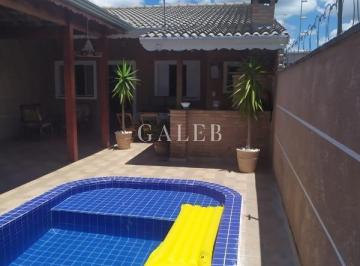 Foto 01 · Casa à venda em Atibaia-SP, com piscina, bairro Nova Atibaia: 2 quartos, 1 suíte, 1 sala, 2 banheiro