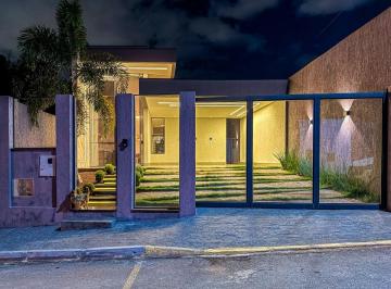 Casa de 4 quartos, Vicente Pires · VICENTE PIRES | CONDOMÍNIO CANTO DO SABIÁ | CASA CONTEMPORÂNEA | 4 SUÍTES | PISCINA AQUECIDA