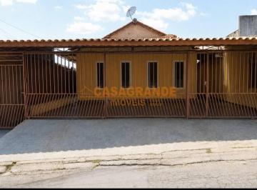 Casa · 266m² · 3 Quartos · 3 Vagas · Casa de 03 dorms (1 suíte) no Jardim Souto