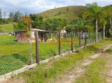 Rural · 1400m² · 2 Quartos · 10 Vagas · Chácara à venda no Cond Diamante - 1.400 m² -Caçapava