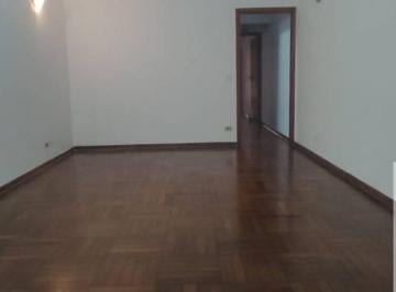 cfe42f1937a46edb167f4ca193748ce54cb56d02 · Rua de 1 quadra super tranquila