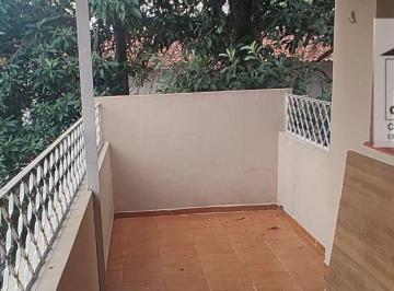 be6c40f8256f38e4f5f600092b532b22d8ead710 · Sobrado 3ds, Rua tranquila