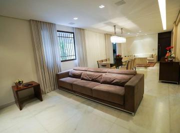 Terreno · 250m² · 4 Quartos · 3 Vagas · Área privativa, 4 quartos, 3 suites, 3 vagas