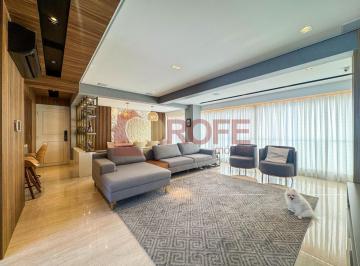 Apartamento · 147m² · 3 Quartos · 2 Vagas · Apartamento no Campo Belo com 147 m², 3 suítes, varanda gourmet, 2 vagas e depósito.