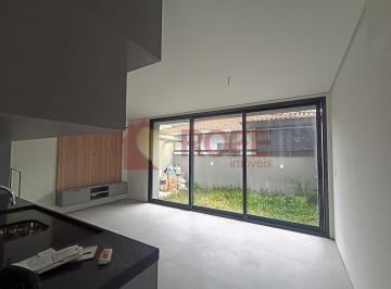 Casa · 100m² · 2 Quartos · 2 Vagas · Casa em condomínio Vila Olimpia, 100m² úteis, 2 suítes, 2 vagas, quintal, e Roof Top privativo.