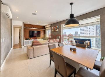 Apartamento · 145m² · 3 Quartos · 3 Vagas · Apartamento no Campo Belo com 145 m², 3 suítes, 3 vagas e depósito