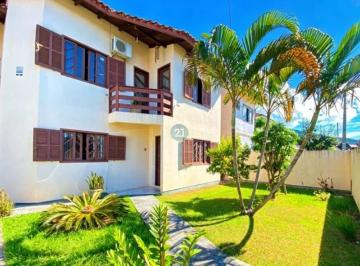 Foto 01 · Alugo casa com amplo quintal, 03 quartos, espaço gourmet, em terreno de 355m², no bairro Ingleses, F