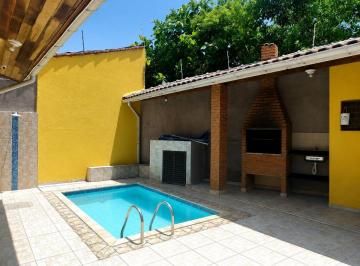 Casa de 4 quartos, Itanhaém · Casa 4 Dormitórios com Piscina a 100m do Mar – Campos Elíseos