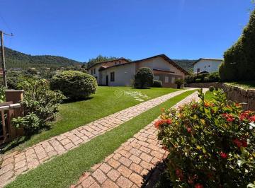 Casa · 440m² · 4 Quartos · 5 Vagas · Casa de Alto Padrão à Venda no Condomínio Capela do Barreiro – Itatiba | 4 Suítes, Vista Panorâmica