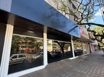 Comercial · 152m² · 4 Quartos · LOCAÇÃO | Negócio, com 4 dormitórios em Zona 07, Maringá