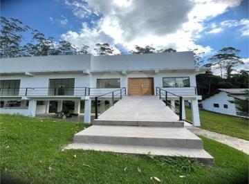Casa · 200m² · 3 Quartos · 5 Vagas · Casa térrea com 3 quartos à venda em Fazenda da ilha - SP