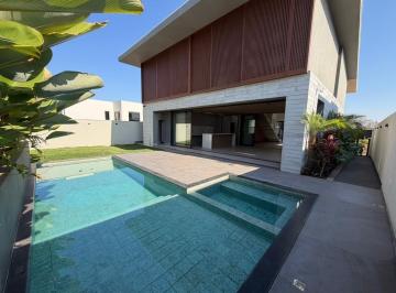 Casa · 522m² · 4 Quartos · 3 Vagas · Sobrado à venda no Jardins Itália com 4 suítes e 522 m²