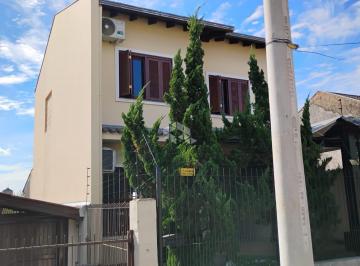Photo 1 · Casa duplex com 03 dormitórios, no Bairro Senai