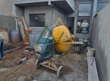 Casa · 70m² · 3 Quartos · 2 Vagas · Casa frente para rua em construção