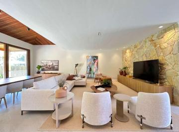 Casa · 526m² · 5 Quartos · 2 Vagas · Casa de Condomínio para venda em Praia Do Forte de 526.00m² com 5 Quartos, 5 Suites e 2 Garagens