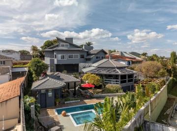 Casa · 860m² · 6 Quartos · Exclusiva Residência no Condomínio Parque das Laranjeiras – Alto Padrão em Itatiba/São Paulo