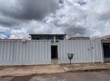 Casa de 4 quartos, Santa Maria · Casa no residencial Santos Dumont - 4 quartos 2 suites - R$ 900.000,00