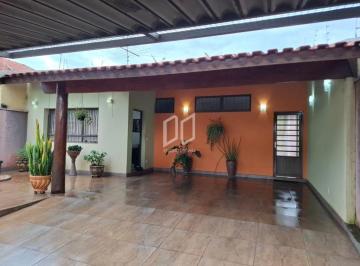 Casa · 163m² · 2 Quartos · 4 Vagas · Casa para venda em Parque Laranjeiras de 163.00m² com 2 Quartos, 1 Suite e 4 Garagens