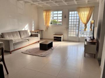 Casa · 101m² · 3 Quartos · 4 Vagas · Casa à venda - na Vila Nova Bonsucesso