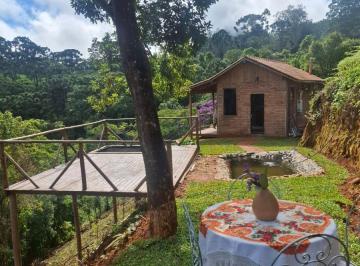 Casa de 1 quarto, Visconde de Mauá · Relaxe neste charmoso chalé em Visconde de Mauá, a 10 min da vila, vista deslumbrante, piscina, deck