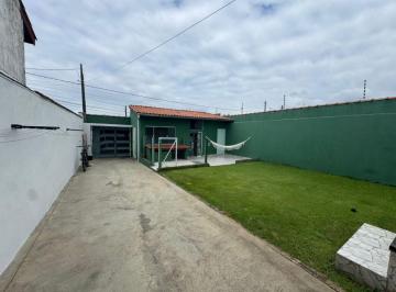 Casa de 4 quartos, Itanhaém · Casa com 4 quartos, piscina e área gourmet. Localizada em Itanhaém.