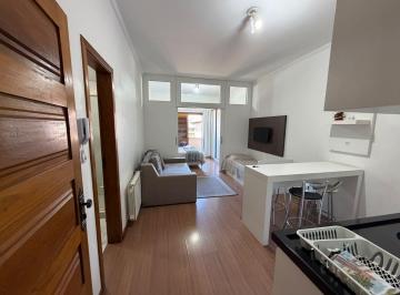 Apartamento de 1 quarto, Gramado · Apartamento de 1 dormitório mobiliado ótimo para investimento de locação no Centro de Gramado
