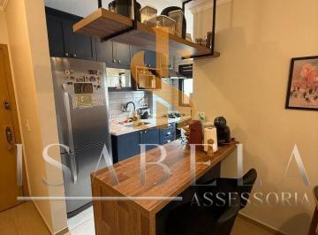 Apartamento · 56m² · 2 Quartos · 1 Vaga · Apartamento reformado e mobiliado perto do metrô Praça da Árvore