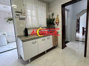Casa · 155m² · 3 Quartos · 1 Vaga · Casa para alugar, 3 quartos, 2 sala, 2 Banheiro 155 m², Vila Galvão - Guarulhos /SP