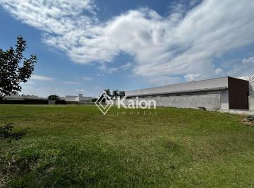 f43d32310e17bde1015b01943d1406e5f100fb7f · Terreno à venda no Condomínio Xapada Parque Ytu em Itu (SP).