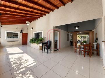 Casa · 212m² · 3 Quartos · 3 Vagas · Casa à venda no bairro Vila Santo Eugênio - Campo Grande/MS