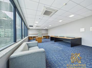 Comercial · 70m² · 2 Vagas · Complexo Madeira - Sala Comercial Mobiliada para Locação no Complexo Madeira – Alphaville | 70 m²