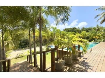 Casa · 360m² · 4 Quartos · 3 Vagas · "Casa dos sonhos na Reserva Imbassaí : Luxo e Natureza!"