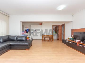 Apartamento · 105m² · 2 Quartos · 1 Vaga · Seu Novo Lar Acolhedor na Aclimação! 105m²
