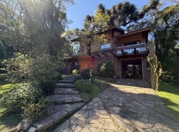 4282aaa44892b69ec73103e32fdf9dddf056ee0f · Casa à Venda em Canela!