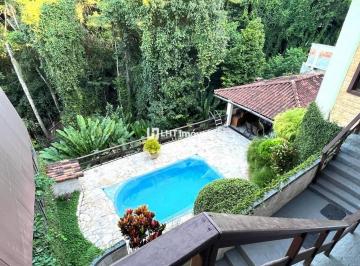 704c15fbdb2539704467162de264eaf3200e9ed6 · Casa duplex em condomínio fechado em Pendotiba!