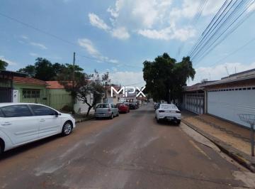 Casa · 246m² · 3 Quartos · 2 Vagas · Casa para alugar no bairro Vila Independência em Piracicaba.