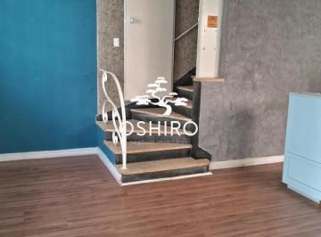 Casa · 160m² · 2 Quartos · 1 Vaga · Sobrado Comercial Geminado para Aluguel no Gonzaga, Santos – 160 m²