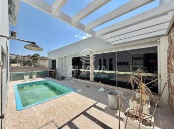Comercial · 315m² · 6 Quartos · 8 Vagas · Casa Comercial/Residencial com 5 Quartos sendo 3 Suítes, Piscina, 315m² de Área Construída, Lote de