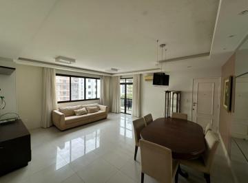 e9010b04d6e8f3dd7cc644425e3bfa73f0de7983 · Apartamento no Centro de Florianópolis com 3 quartos e 145 m²
