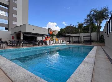 Apartamento · 105m² · 3 Quartos · 2 Vagas · Apartamento com 3 quartos sendo 1 suíte disponível para locação no bairro Segismundo Pereira em Uber