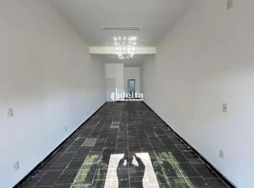 Comercial · 74m² · Loja disponível para locação no bairro Jardim das Palmeiras em Uberlândia-MG.